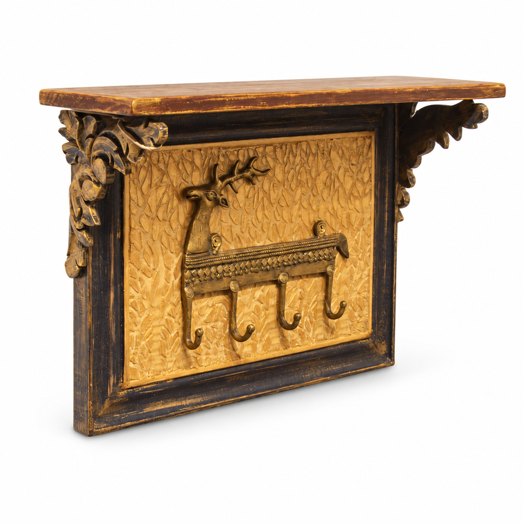 Wooden deer motif key holder shelf, right angle on white background. hoWme
