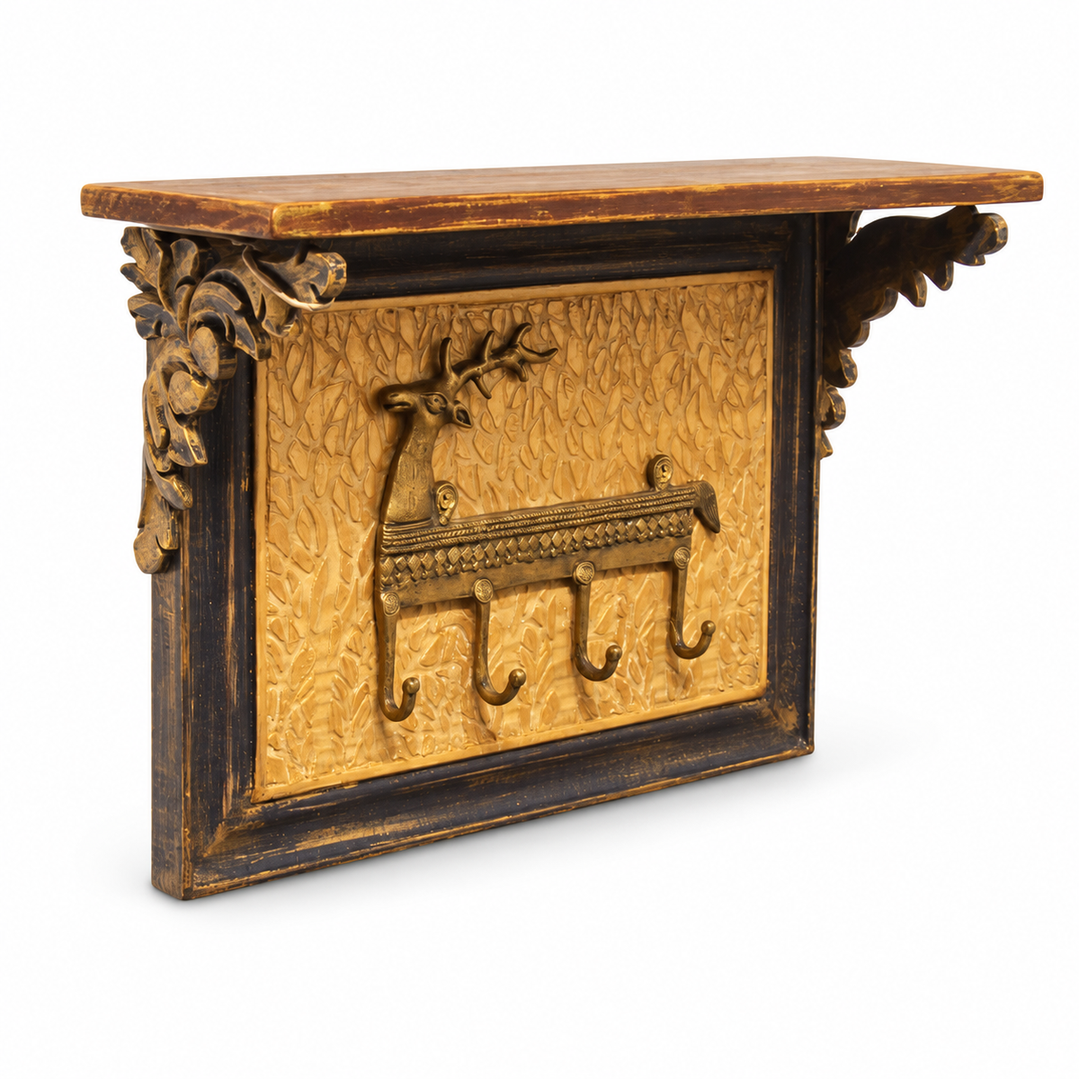 Wooden deer motif key holder shelf, right angle on white background. hoWme