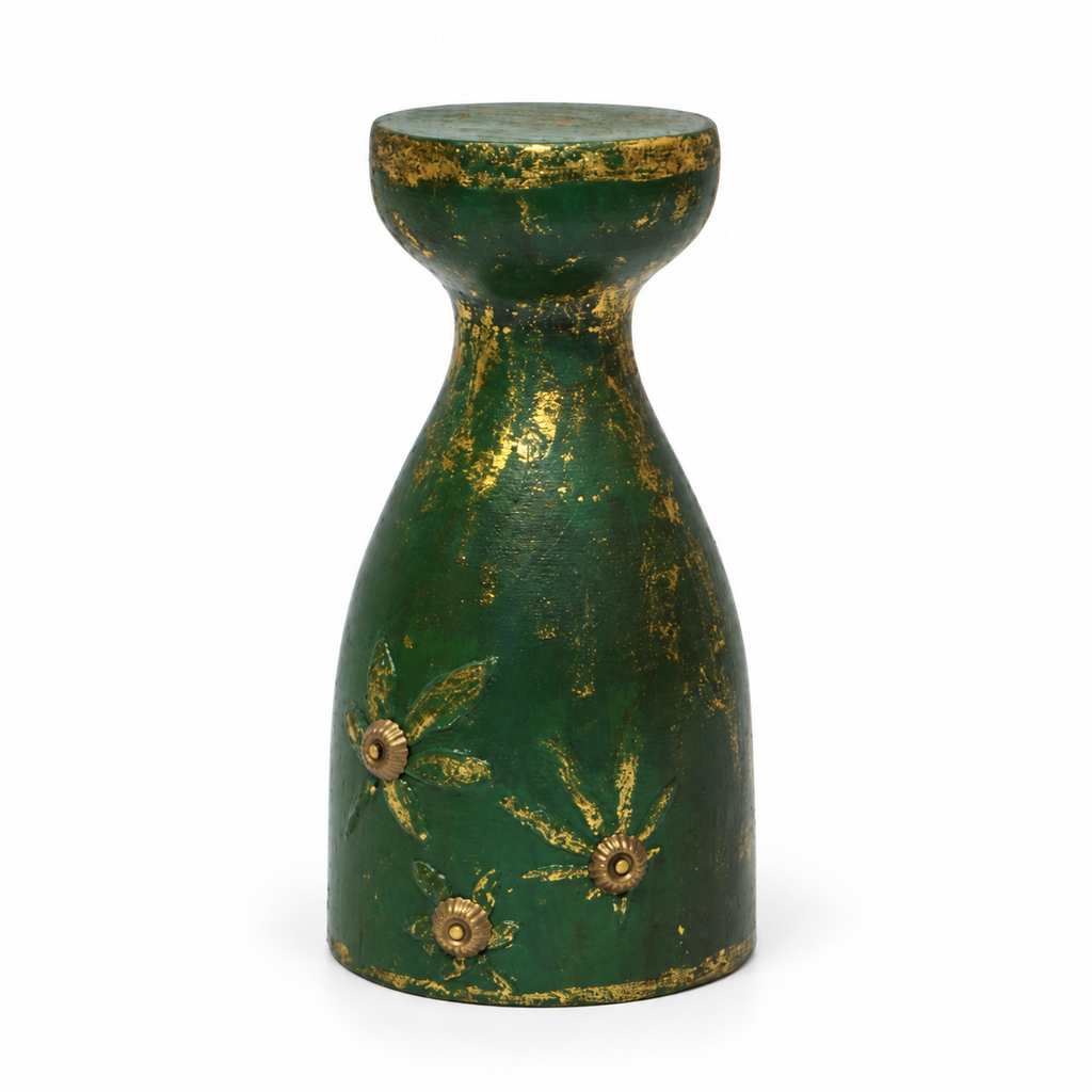 Green and gold wooden candlestand, 15 cm tall. hoWme