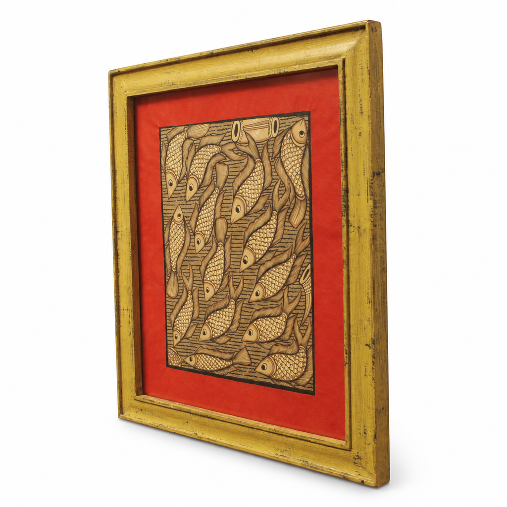 Handcrafted fish hand painting – angled right view for wall décor – hoWme