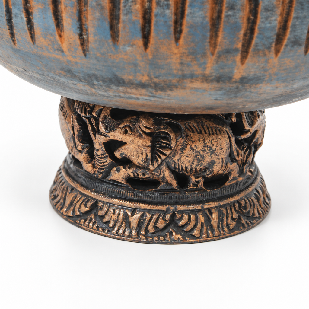 Handcrafted vintage blue ribbed pedestal stand – carved base detail for table or shelf décor – hoWme