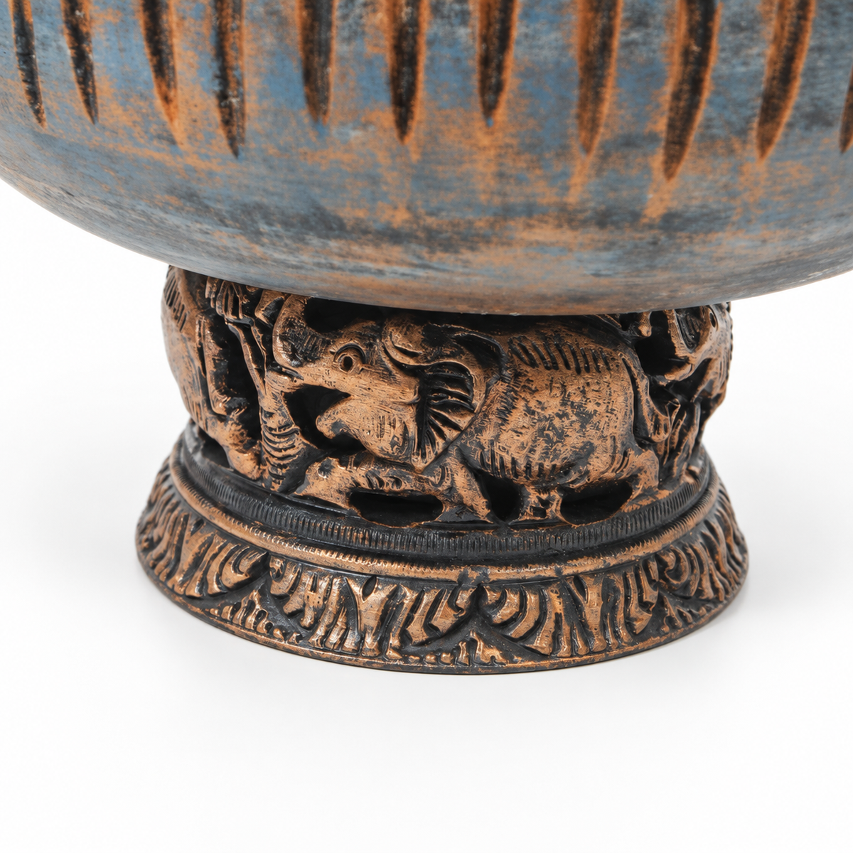 Handcrafted vintage blue ribbed pedestal stand – carved base detail for table or shelf décor – hoWme